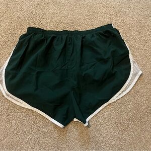 Nike Dry fit Green shorts XL